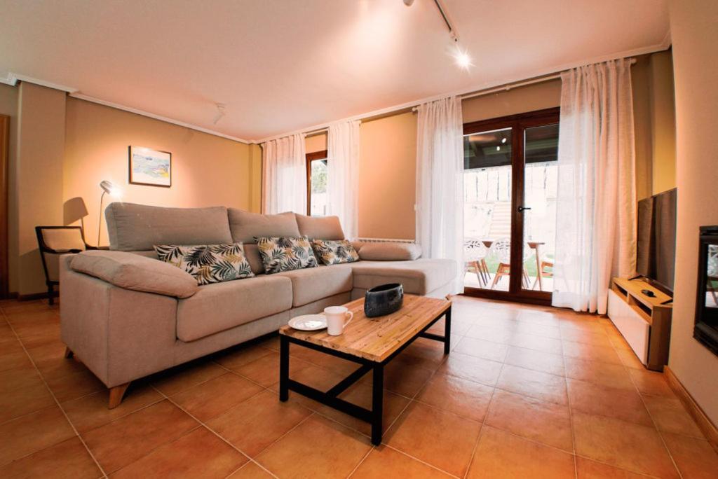 Yuhom, Casas Con Alma, Xacedos 1 Mino Exterior foto